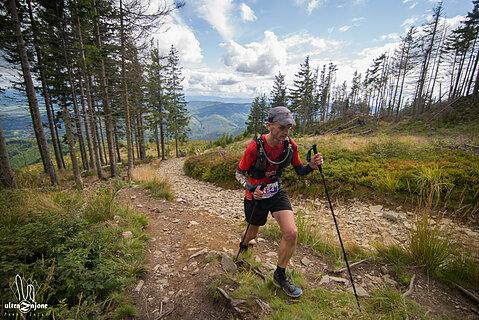 Marcin počas Beskidy Ultra Trail 2021