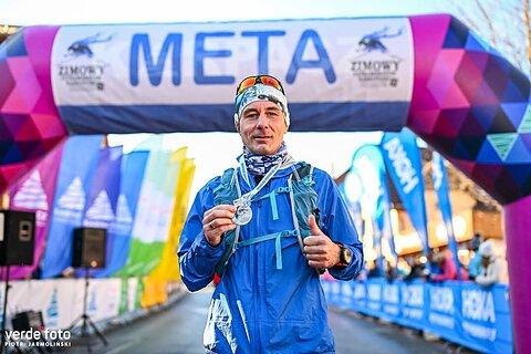 Damian počas Zimowy Ultramaraton Karkonoski 2025