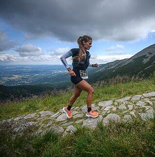 Katarzyna počas 3 X Śnieżka = 1 X Mont Blanc 2025