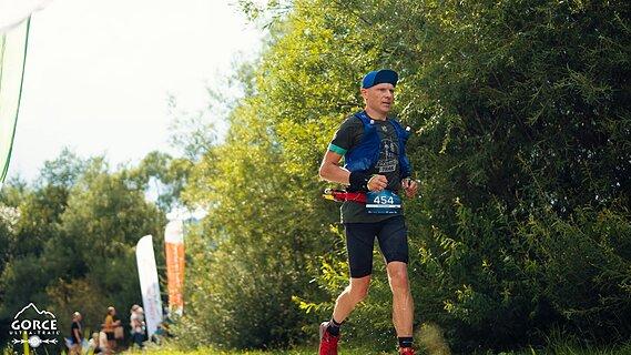 Piotr počas Gorce Ultra-Trail 2025